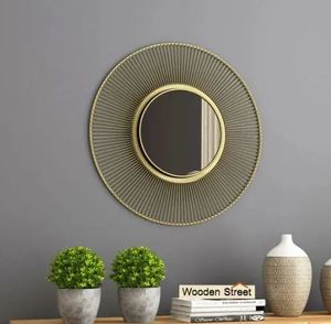 Miroir mural de luxe décoratif tendance pour la décoration intérieure au design moderne et unique et à des prix abordables - Product Image 2
