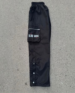 กางเกงไนลอนน้ำหนักเบาสำหรับผู้ชายกางเกงวิ่งแบบแห้งเร็วสำหรับออกกำลังกายกันน้ำมีเชือกรูดกระเป๋าผ้าใบที่ดีที่สุด - Product Image 2