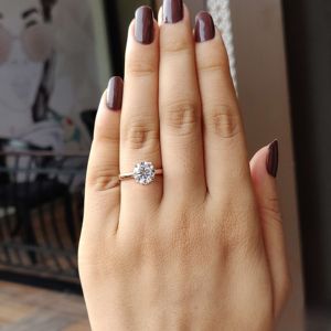 Juego de diamantes redondos cultivados en laboratorio de corte brillante en oro sólido de 10kt Anillos de compromiso de boda solitarios para mujeres - Product Image 3