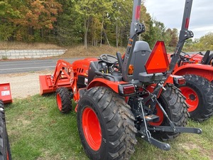 Tracteur compact Kubota LX3520 35HP 4x4 hydrostatique diesel agricole prêt à la vente - Product Image 3