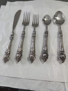 Équipement de cuisine et ensemble de couverts en acier inoxydable utilisés lors des dîners, des fêtes, des mariages, etc. - Product Image 6