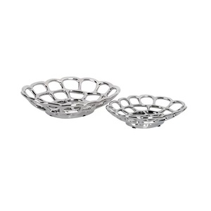 Cuenco de lujo para servir comida en el hogar y el hotel Metal de aluminio personalizable en color plateado Técnica pulida para uso en restaurantes - Product Image 1