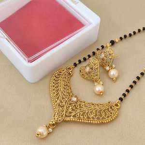 Hermoso juego de colgantes Mangalsutra Premium con pendientes a juego, joyería india tradicional, ideal para uso diario, festivales - Product Image 3