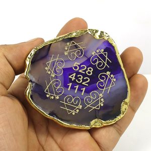 ชุดหินรูนแบบงู25ชิ้นสำหรับผู้สูงอายุ Futhark ไวกิ้งอักษรรูน reiki การรักษาการทำสมาธิทำนายทองหินทอง - Product Image 5