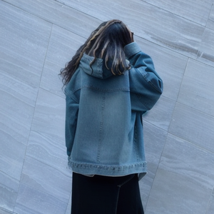 เสื้อฮู้ดสวมหัวขนาดใหญ่, สินค้ามาใหม่เสื้อมีฮู้ดแบบสวมหัวมีน้ำหนักปานกลางยาวและหนาบางพร้อมโลโก้ด้านหน้า - Product Image 4