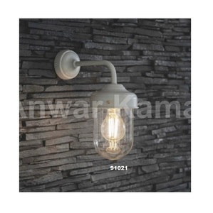 Luminaire extérieur de grange mural classique imperméable et résistant à la rouille pour porche de garage de ferme - Product Image 3