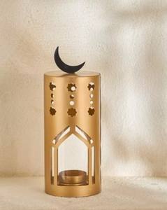 Elegant <b>Gold</b> Metal Ramadan Lantern with Crescent Accent Minimal Cutwork Soft <b>Candle</b> Glow Perfect for Festive Home Decor Gift - Product Image 2