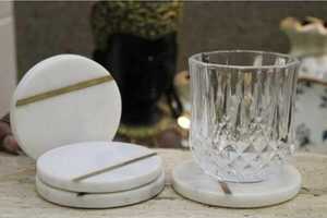 Sous-verres de luxe en marbre naturel avec incrustation de copeaux de laiton – Napperons et dessous-de-plat élégants pour la maison, la cuisine et la restauration - Product Image 5