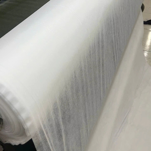 Entretela de 60 pulgadas de ancho hecha en Vietnam/MEX 25GRAM 100% Poliéster 60 pulgadas de ancho Color blanco Entretela no tejida Mejor precio - Product Image 1