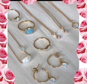 Ethiopian <b>Opal</b> Rough Gemstone 925 Silver Gold Plated <b>Stud</b> <b>Earring</b> - Product Image 3