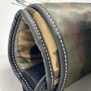 Nuevos Guantes de Boxeo Fairtex Camo Muay Thai Personalizados, de Cuero Genuino, con Correa Ajustable, para Entrenamiento y Sparring - Product Image 4