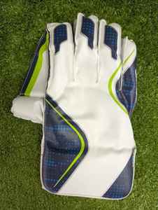 Guantes de cuero de alta calidad para mantener el cricket para jugadores de bolos rápidos Opciones de tamaño disponibles - Product Image 6