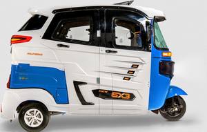 NOUVEAU TORITO BAJAJ CROM PLUS >250cc Rickshaw à carrosserie fermée motorisé avec GSL - Product Image 3