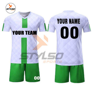 2023 nueva llegada camisetas de fútbol personalizadas para adultos jóvenes uniforme de fútbol hecho a medida con impresión de logotipo precio bajo - Product Image 3