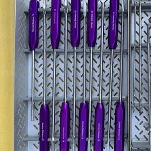 ชุดเครื่องมือผ่าตัดกระดูกและข้อ SURGINEXA สำหรับการถอดซีเมนต์เหล็ก ชุดอุปกรณ์ยกกระดูกต้นขา ชุดเครื่องมือผ่าตัดกระดูกและข้อระดับมืออาชีพ - Product Image 3