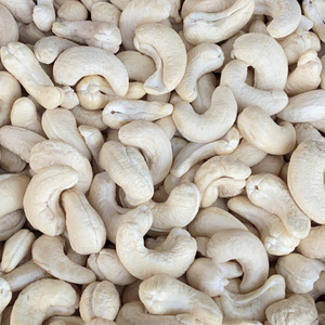 Trusted Factory Wholesale Cashew <b>Nuts</b> W180 Santigo Factory In Vietnam Export Cashew <b>Kernels</b> Customized Packing - Product Image 1