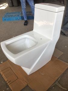 Placard d'eau monobloc en céramique avec réservoir dissimulé garanti à vie et motif de drainage à double chasse de 225 mm pour salle de bain - Product Image 4