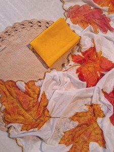 ชุดดีไซเนอร์ล่าสุด ผ้าไหมทาบิเนื้อนุ่ม พิมพ์ลายใบไม้ ประดับมุก งานฝีมือ ซารี ช้อปปิ้งออนไลน์ อินเดีย ขายส่งจากโรงงาน - Product Image 5