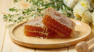 EN GROS GRANULES DE CIRE D'ABEILLE DE QUALITÉ SUPÉRIEURE NATUREL PUR HOT DEAL FOURNITURE EN VRAC POUR L'EXPORTATION - Product Image 6