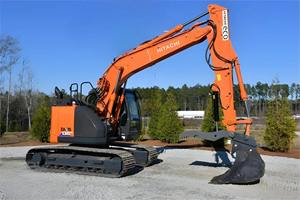 Excavadora HITACHI 2019, maquinaria de construcción usada pero de gran venta con motor central y componentes de motor - Product Image 4