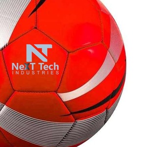 Ballon d'entraînement de football de nouveau style à des fins d'entraînement avec un design personnalisé et un logo personnalisé par Next Tech Industries - Product Image 3