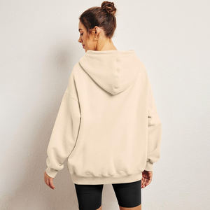 Sweat-shirts pour femmes de couleur unie, surdimensionnés, respirants, à capuche, avec logo imprimé sur le devant, design personnalisé pour le streetwear, pour l'hiver et les activités de plein air - Product Image 2