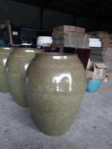 [Leo Nguyen Le] - Vente en gros de pots en céramique émaillée d'extérieur - Pots à fleurs en céramique - Fabricants de poterie du Vietnam - Product Image 6