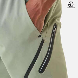 Ensembles de chemises et shorts décontractés Survêtement personnalisé pour hommes Ensemble de t-shirts et de shorts pour hommes - Product Image 3