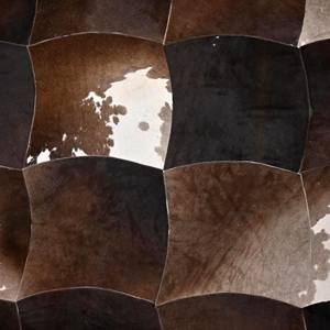 Tapis de luxe en peau de vache Patchwork Tapis moderne en peau de vache fait main - Product Image 2