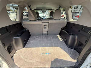 Voiture d'occasion de qualité abordable, Toyota RAV4 EV 2014, conduite à gauche - Product Image 4