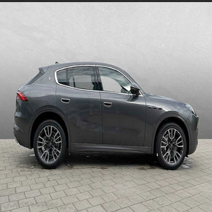 Meilleures ventes 2024 Ma-sera-ti Grecale GT Voiture de luxe Boîte automatique Pack complet Moteur turbo Direction à gauche Cuir Regensburg - Product Image 3