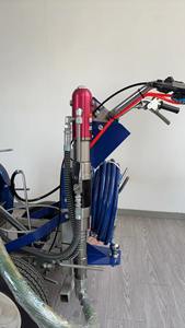 מכונת סימון כבישים בתרסיס קר LP-800 איכותית עם מנוע 6.5 כוחות סוס (מתקן פנאומטי לחרוזי זכוכית) - Product Image 3