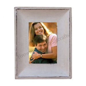 Handcrafted Solid Wood <b>White</b> Wash <b>Picture</b> <b>Frame</b> 4X6 Inch Desktop Photo <b>Frame</b> for Decorative Use Available at Wholesale Rate - Product Image 2