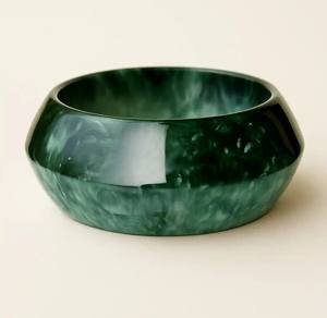 Brazaletes de resina Unisex de moda ondulada, accesorio de pulsera de resina brillante de forma redonda de diseño propio, estilo bohemio para mujeres y hombres - Product Image 3