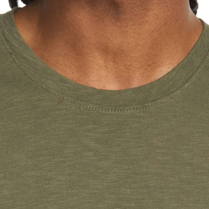 Service OEM Vente en gros Offre spéciale Vêtements de mode dernier cri Couleur unie T-Shirt pour homme respirant Conception personnalisée T-shirt uni pour hommes - Product Image 4