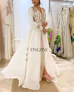 Caftan blanc marocain élégant fait à la main Caftan décontracté de style avec caractéristique respirante - Product Image 2