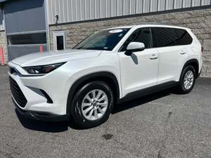 2024 Toyota Grand Highlander Hybrid XLE FWD USADO - Product Image 4