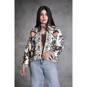 Chaqueta Corta Estilo Blazer de Algodón Suzani Hecha a Mano, Ecológica, Transpirable, con Bordado Floral para Mujer y Niña, con Ribete - Product Image 6