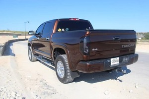 Toyota Tundra 1794 Edition CrewMax 4x4 Usada del 2015 en Venta, Automática, 6 Asientos, Cuero, Cámara Trasera, Emisión Euro III, 8L - Product Image 6