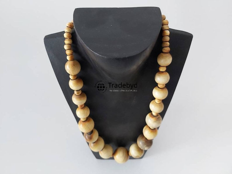 Available in different colore