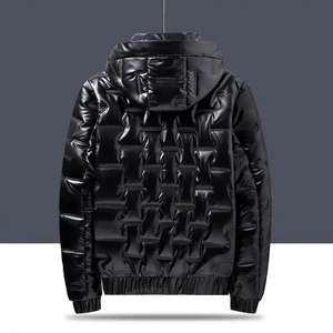 Chaqueta de Hombre con Cuello Alto, Diseño Nuevo, Alta Calidad, Larga y Delgada, Acolchada con Relleno de Algodón, con Cierre y Estilo Puff - Product Image 4