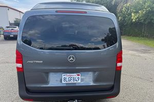 Auto Usado Confiable, Mercedes-Benz Metris 2018 - Product Image 4