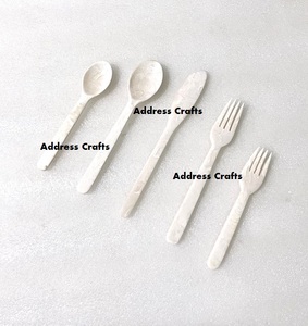 Ensemble de couverts écologiques en résine, motif tourbillon blanc, fabriqués à la main, sans danger pour les aliments, pour la maison, les hôtels, les occasions de fête, vaisselle - Product Image 1