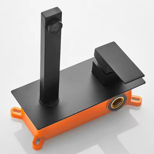 Robinet de lavabo de luxe moderne avec poignée unique en laiton, design économique personnalisé, pour <span class=keywords><strong>salle</strong></span> de séjour, salon et extérieur, nouveau type, se vend bien - Product Image 5