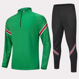 Ensemble de survêtements de football avec logo personnalisé combinaison d'entraînement de football pour enfants de haute qualité pour sports de football - Product Image 6
