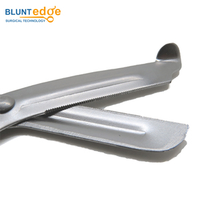 Top quality Universal Bandage Scissor <b>Plastic</b> Handle Utility Scissors 5.5" general instrument - Product Image 2