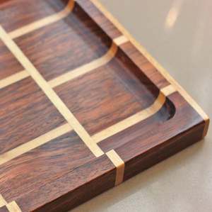 Bandeja de servicio de madera ecológica de mejor diseño para decoración del hogar Hoteles y restaurantes Bar Utensilios de cocina Hecho en India 100PCs MOQ - Product Image 2