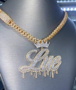 Colgante de Cruz para Hombre con 3 Diamantes Redondos, Chapado en Plata con Engaste de Garra, Forma de Búho, para Boda o Fiesta, Estilo Clásico - Product Image 1