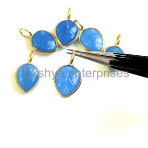 Piedra de Calcedonia azul Natural tallado en hojas, dijes de Plata de Ley 925, 10x8mm, ajuste de bisel de oro Vermeil, colgante de piedras preciosas talladas - Product Image 4