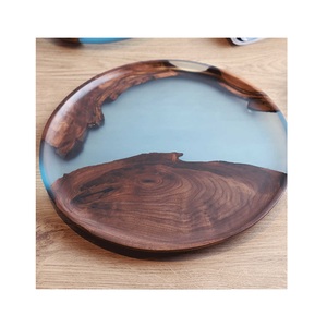 Bandeja redonda de madera de resina epoxi natural hecha a mano con llavero para cortar bloques de forma redonda - Product Image 2